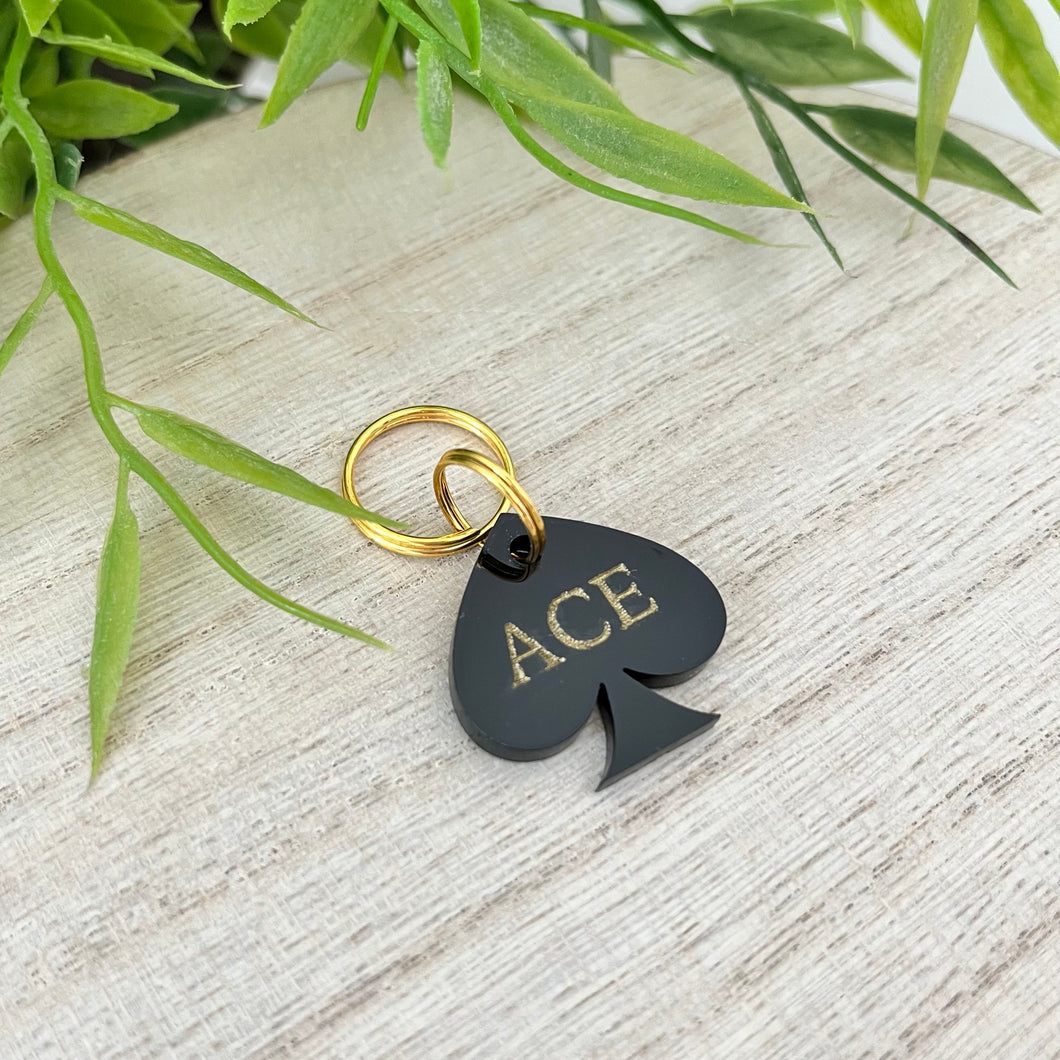 Spade dog tag outlet